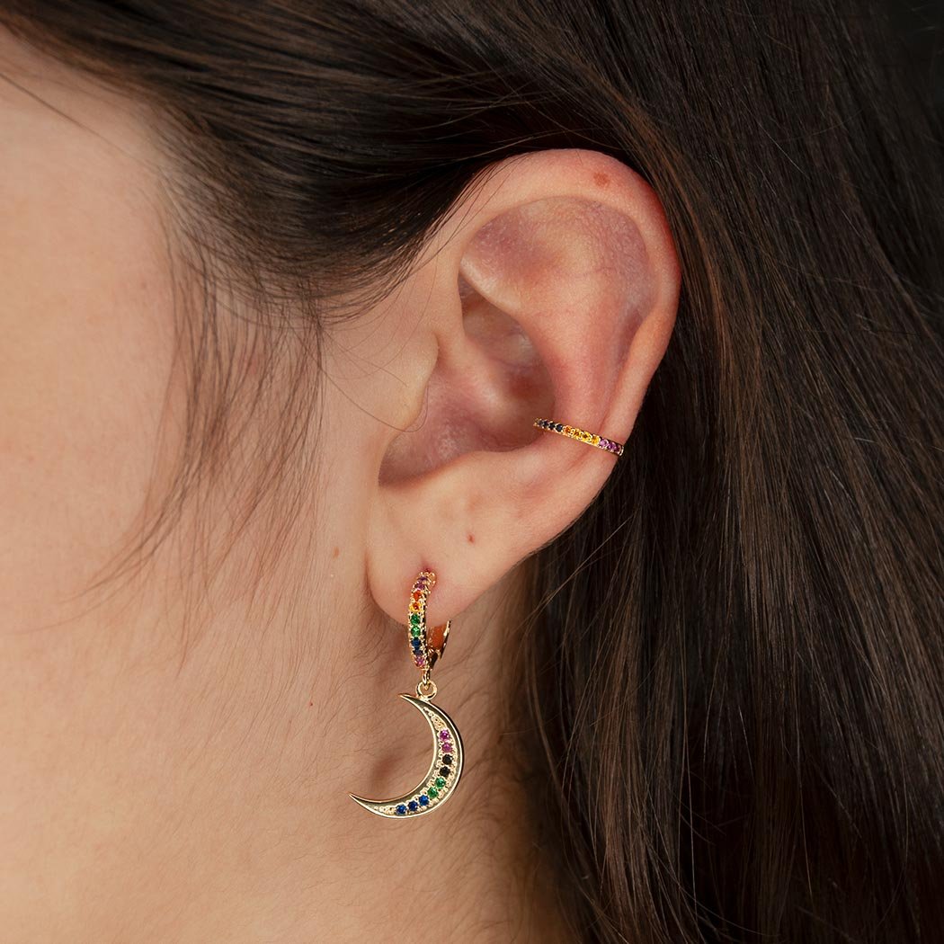 Brinco Argola Clips com Lua Cravejada com Zircônias Coloridas banhada a Ouro 18k