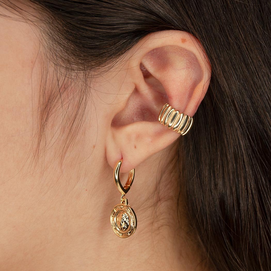 Brinco Argola Clips com Medalha Leão banhado a Ouro 18k