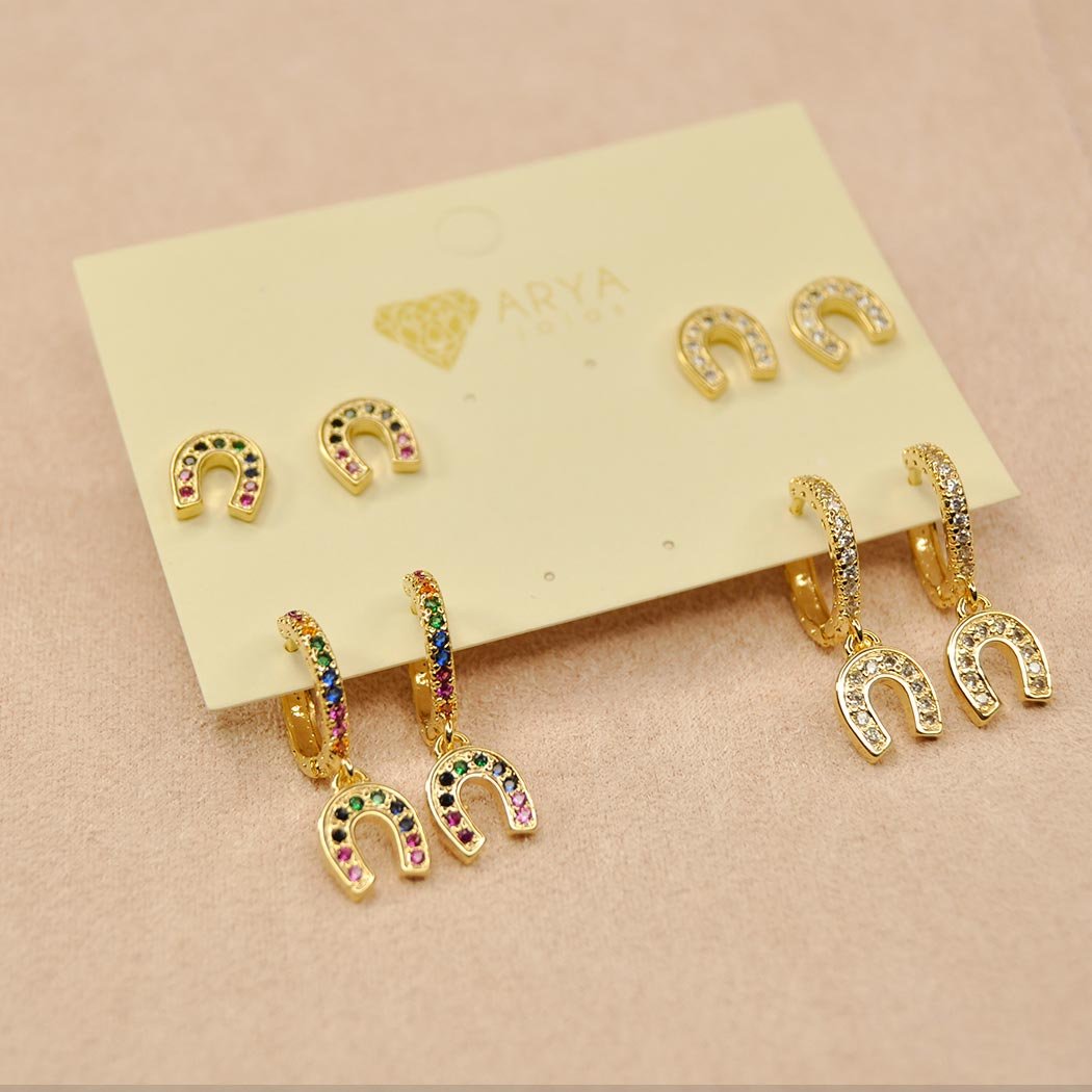 Brinco Argola Clips cravejada Ferradura banhado a Ouro 18k