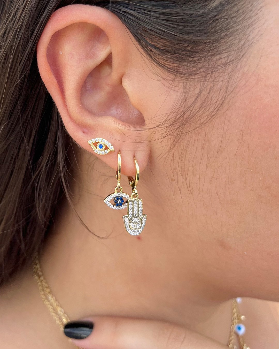 Brinco Argola Clips Mão de Hamsá banhado a Ouro 18k