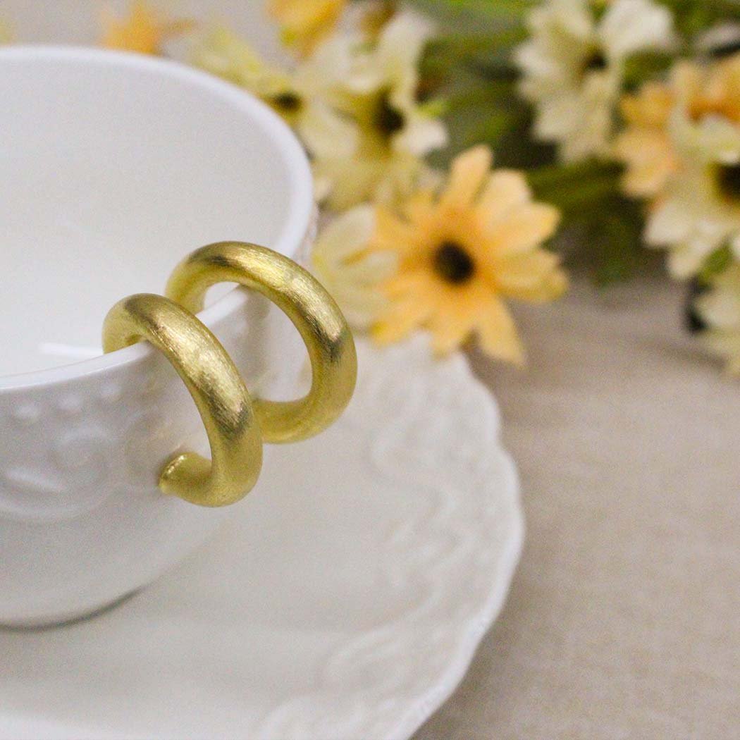 Brinco Argola Fosca banhado a Ouro 18k