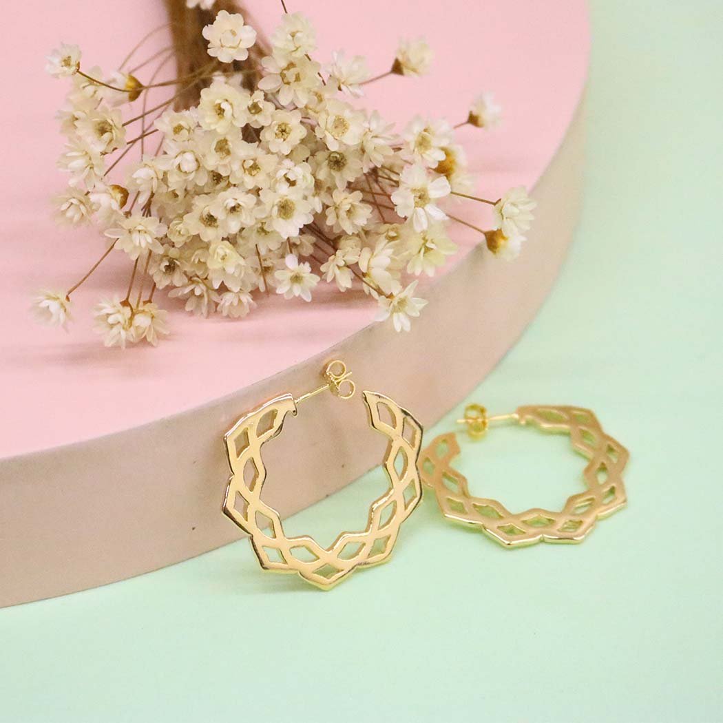 Brinco Argola Lótus banhado a Ouro 18k