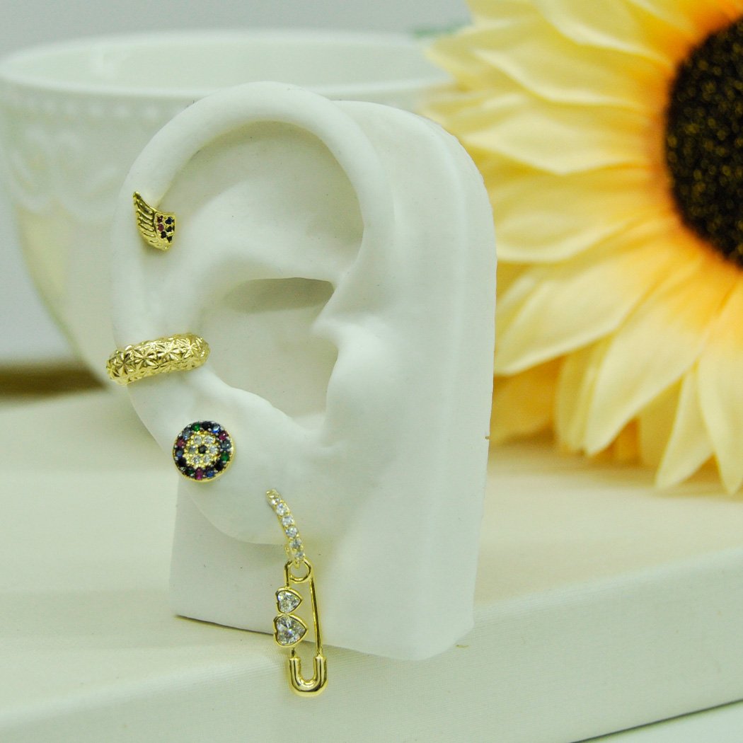 Brinco Círculo Pequeno Zircônias Coloridas banhado a Ouro 18k