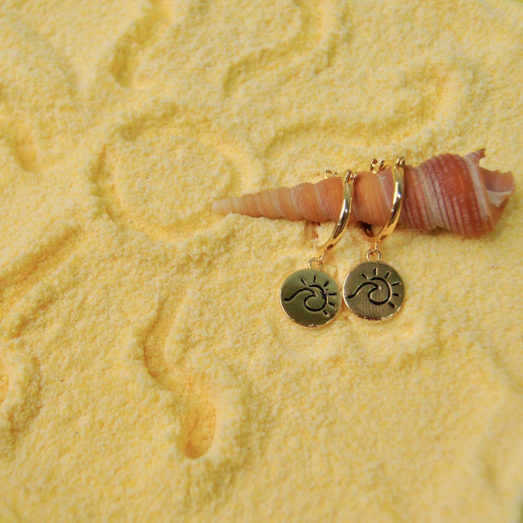 Brinco Clips de Sol e Mar banhado a Ouro 18k