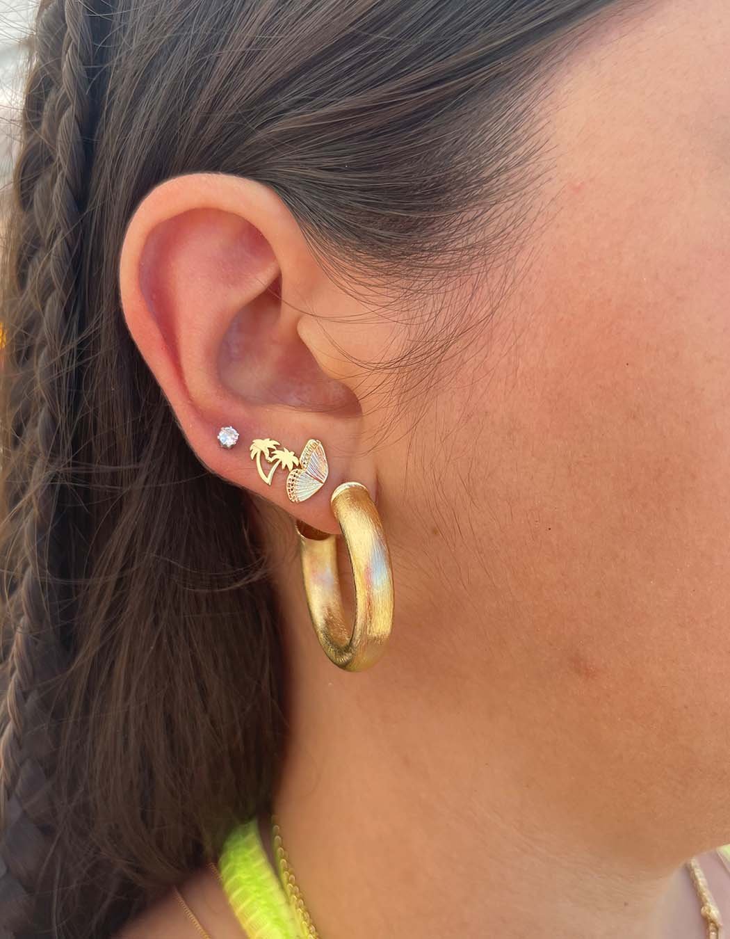 Brinco Coqueiro Pequeno banhado a Ouro 18k