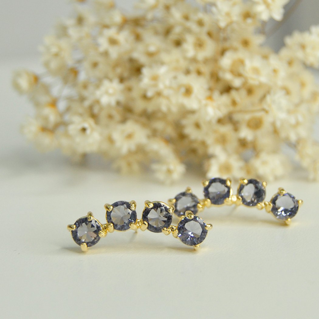 Brinco Ear Cuff 4 Zircônias banhado a Ouro 18k