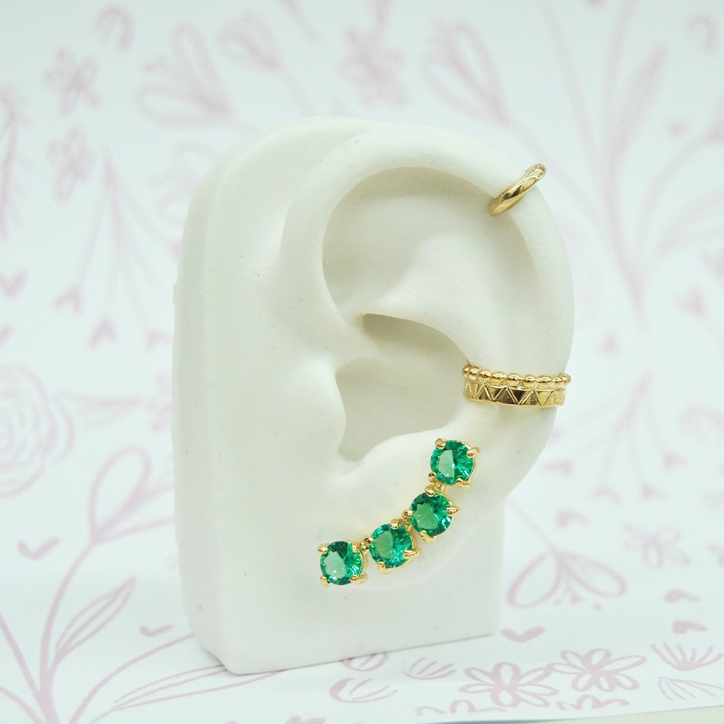 Brinco Ear Cuff 4 Zircônias banhado a Ouro 18k