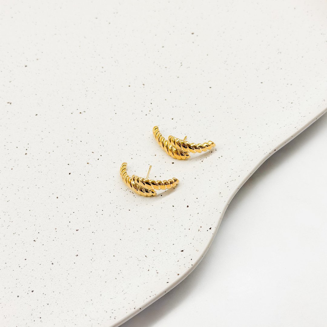 Brinco Ear Hook Torcido Duplo banhado a Ouro 18k