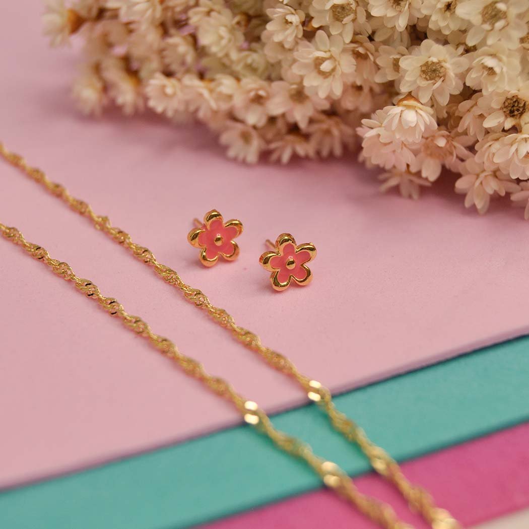 Brinco Infantil Florzinha banhado a Ouro 18k