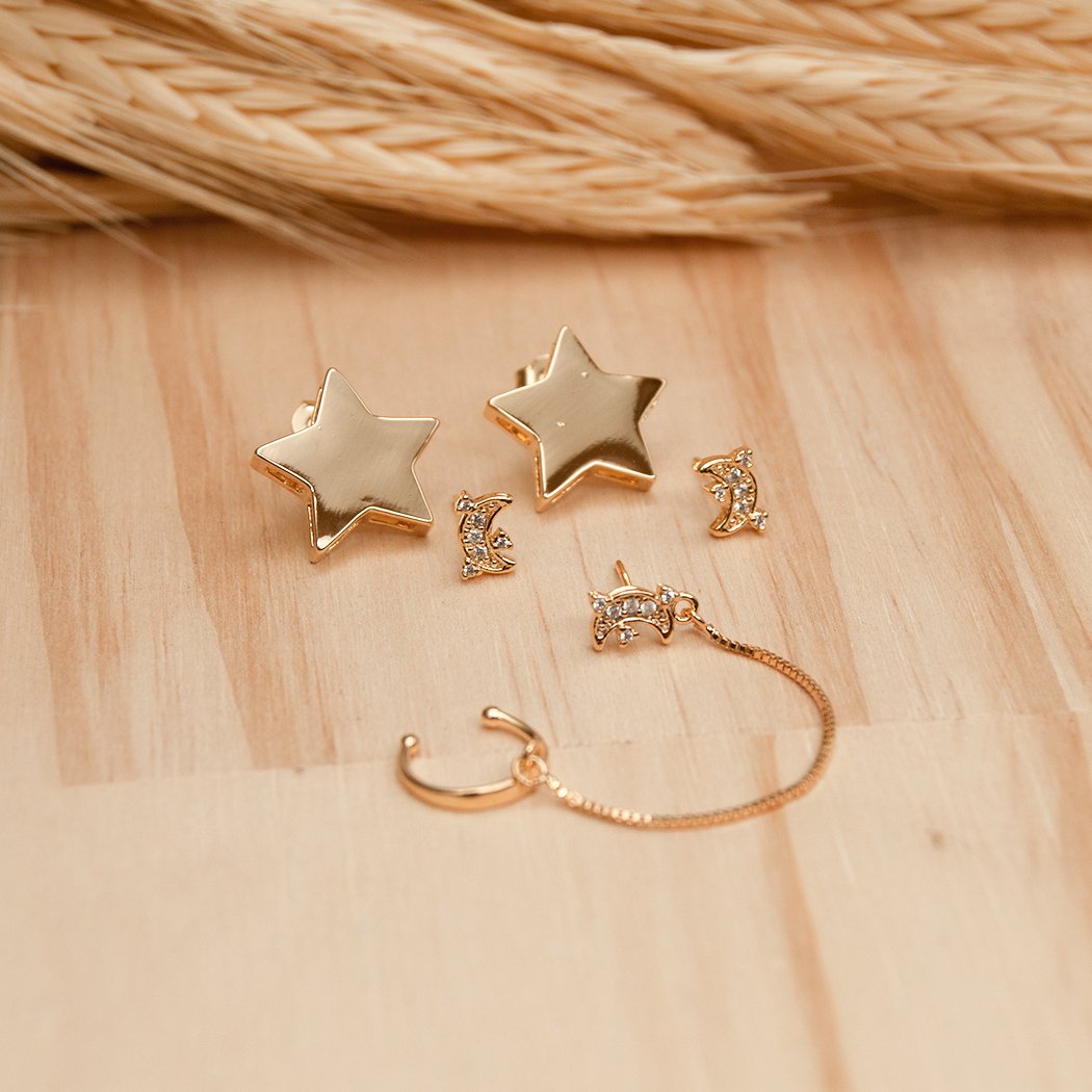 Piercing Fake Corrente Veneziana com Lua Cravejada Banhada a Ouro 18k