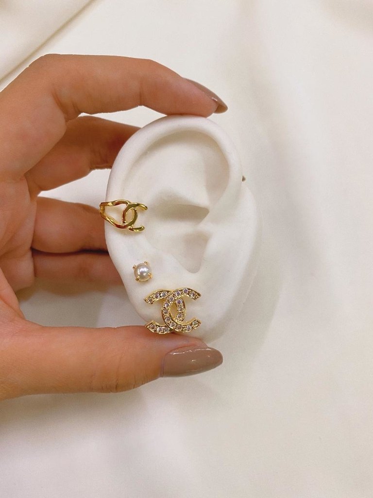 Piercing Fake Channel Liso Banhado a Ouro 18k