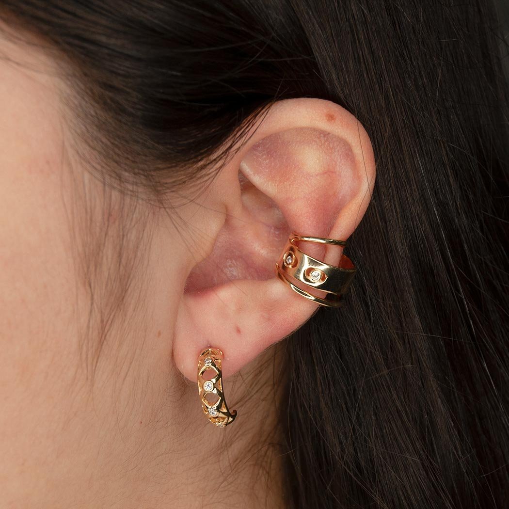 Piercing Fake Triplo com 2 Zircônias banhada a Ouro 18k
