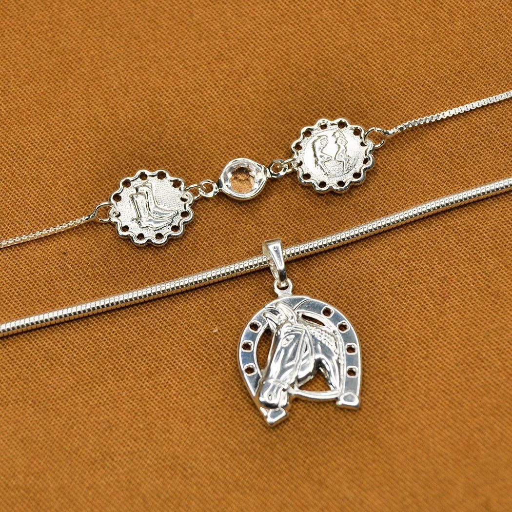 Pulseira Bota e Casal Cowboy banhado a Prata 70