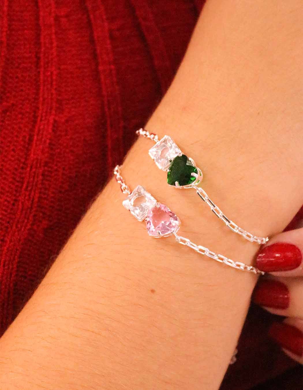 Pulseira com Pedra Quadrada e Pedra em formato de Coração Colorida Banhada a Prata 70