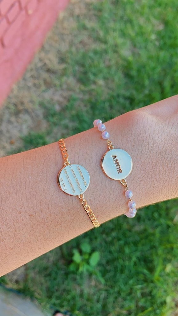 Pulseira Medalha Amor Fio de Perolas