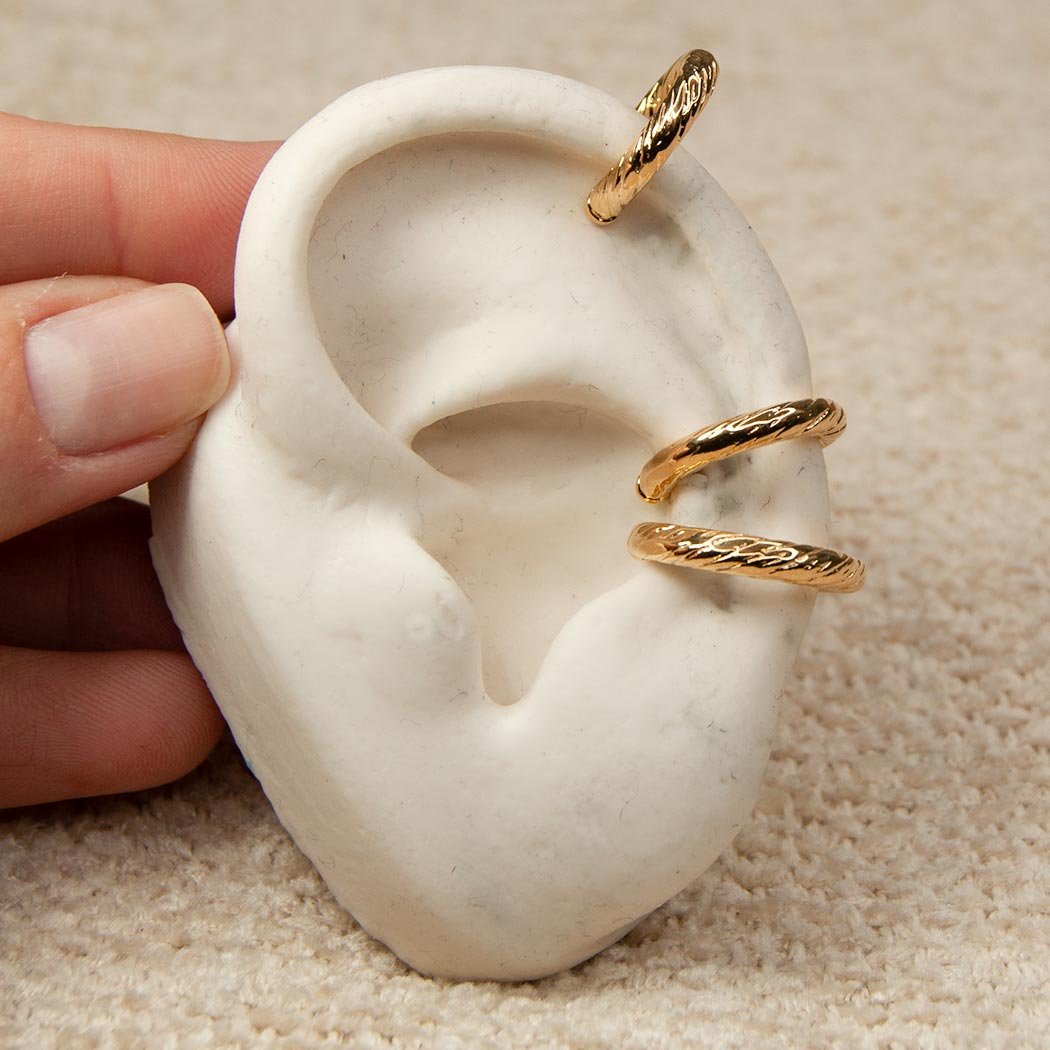 Trio Piercing Fake Torcido banhado a Ouro 18k